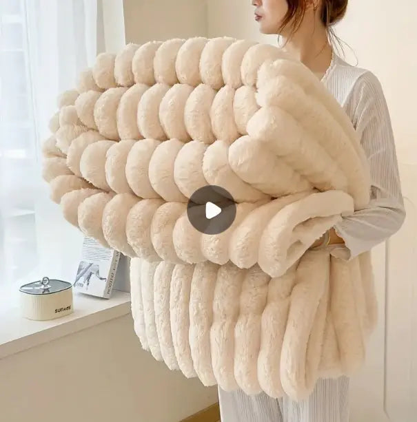 Luxurious Faux Fur Throw Blanket